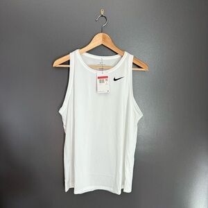 Nike Women Dri-Fit Scoop Neck NWT White Tank Top Size Large
